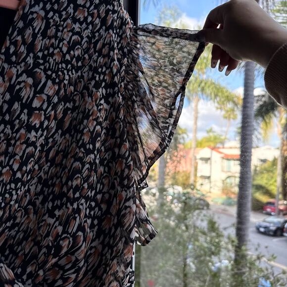 Express Flutter Surplice Wrap Top in Abstract Feather Print Black White Tan - Picture 5 of 11